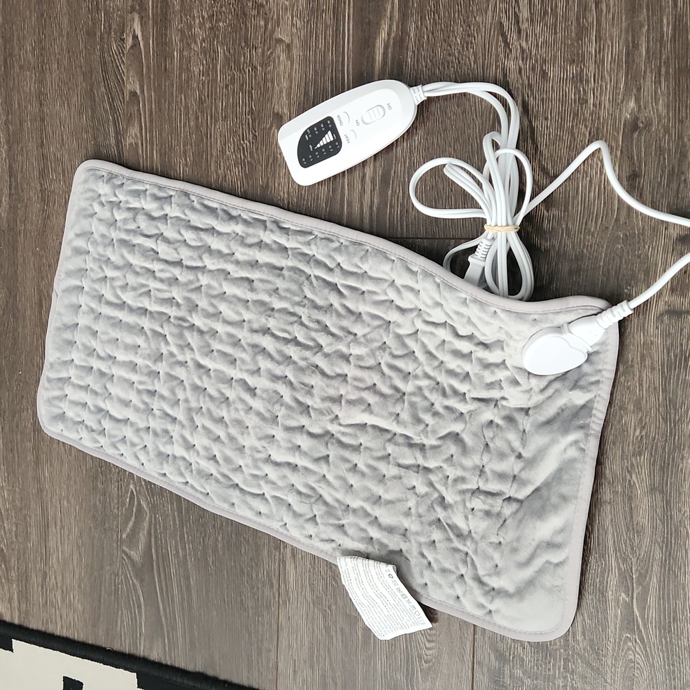 Heating pad 12x24 LIKE NEW